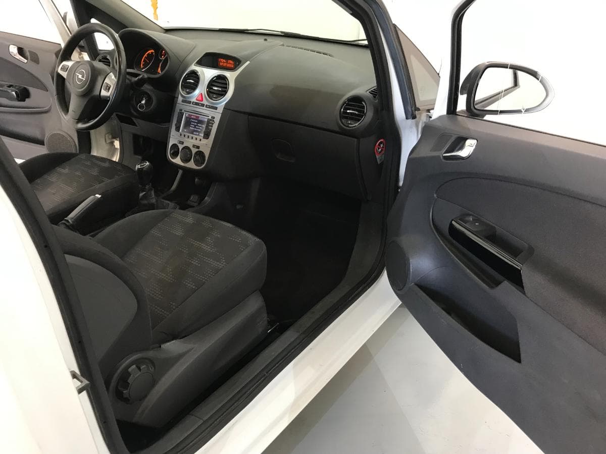 Opel Corsa 1.3CDTI · Année 2013 — image 23