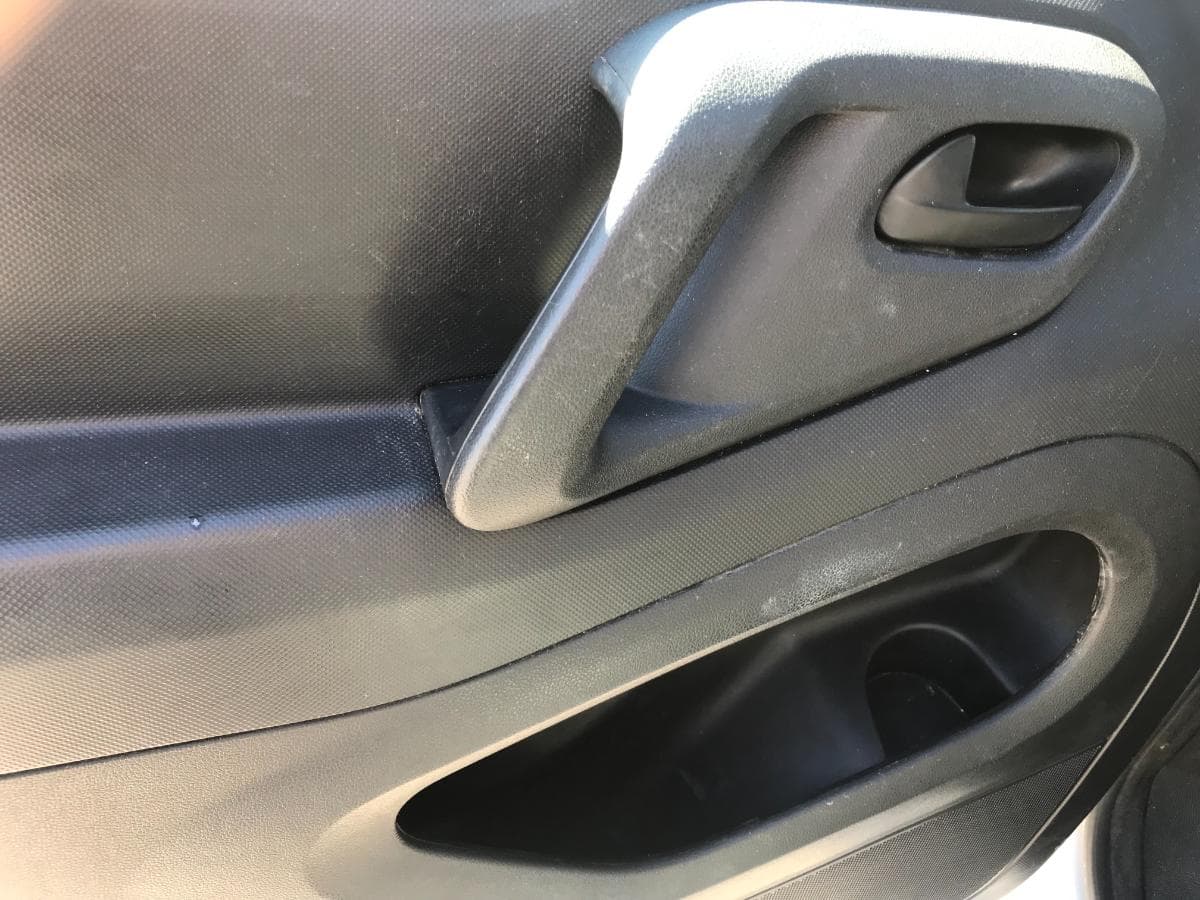 Peugeot Partner 1.6HDI · Ano 2015 — imagem 27