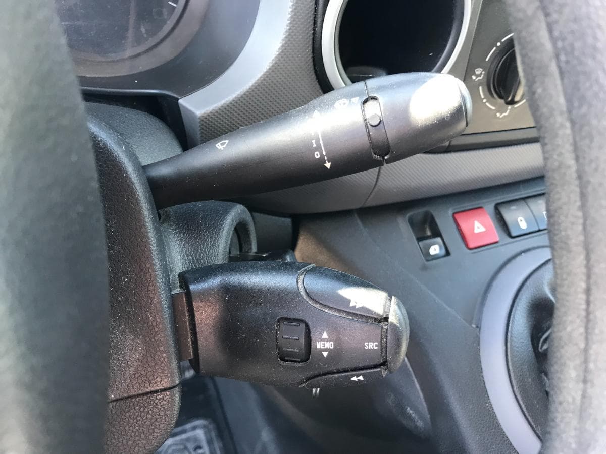 Peugeot Partner 1.6HDI · Ano 2015 — imagem 33