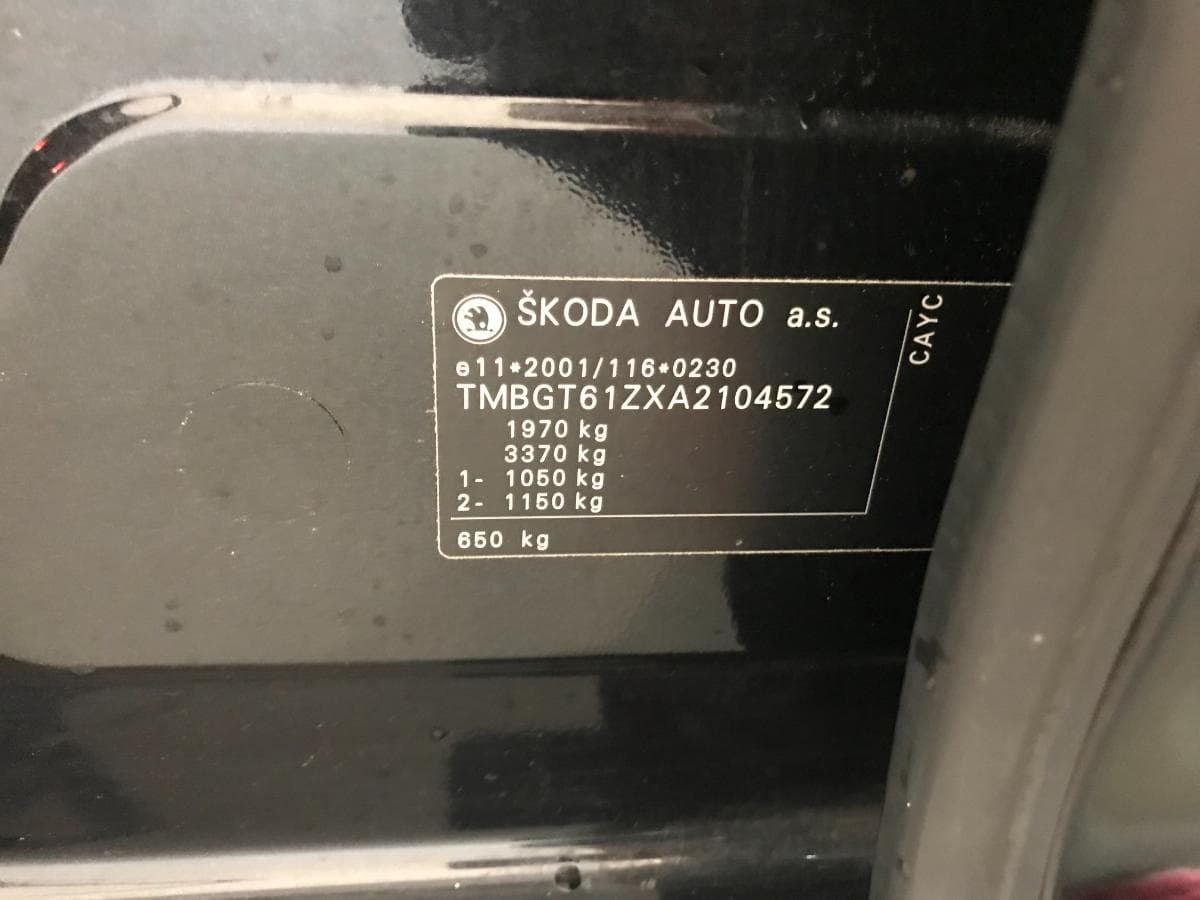 Skoda Octavia 1.6TDI · Ano 2010 — imagem 10