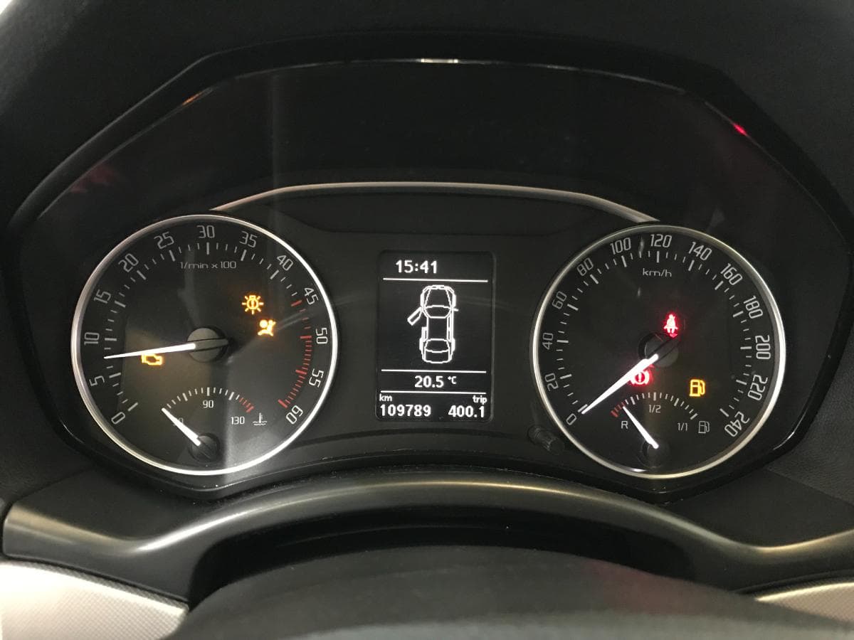 Skoda Octavia 1.6TDI · Ano 2010 — imagem 42