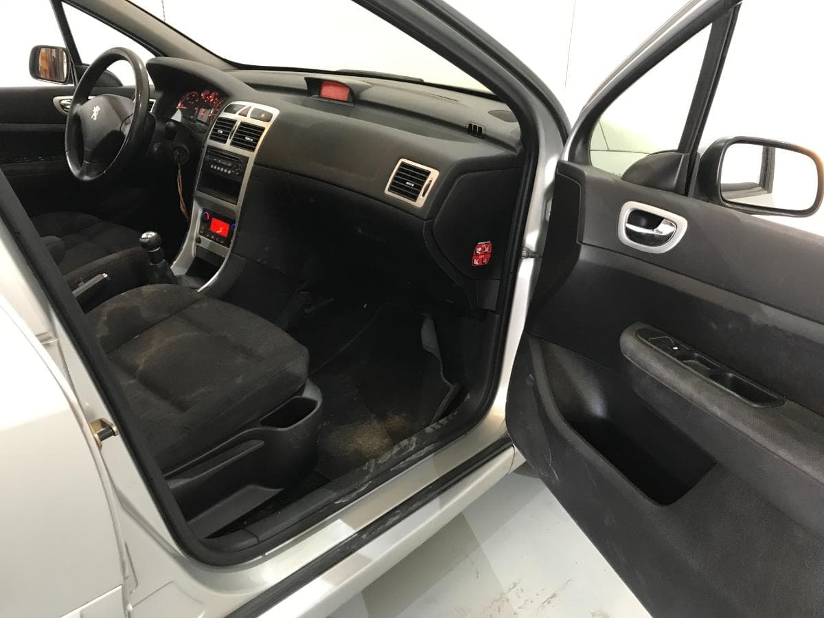 Peugeot 307 SW 1.6 HDI — image 29