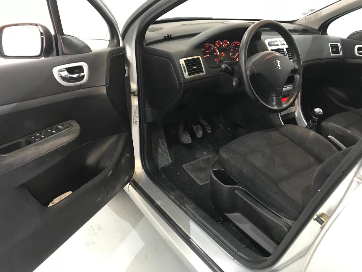 Peugeot 307 SW 1.6 HDI — image 20