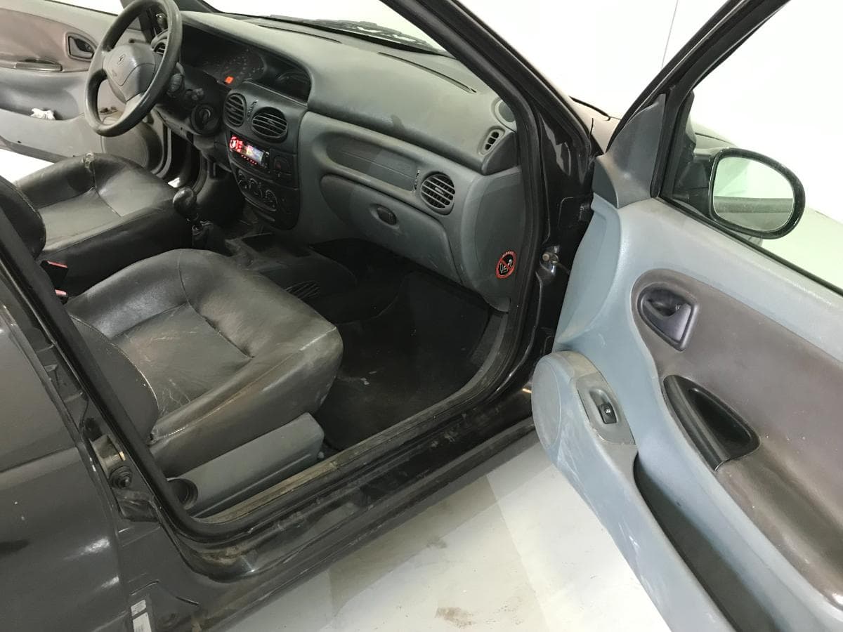 Renault Mégane 1.9TDI — image 37