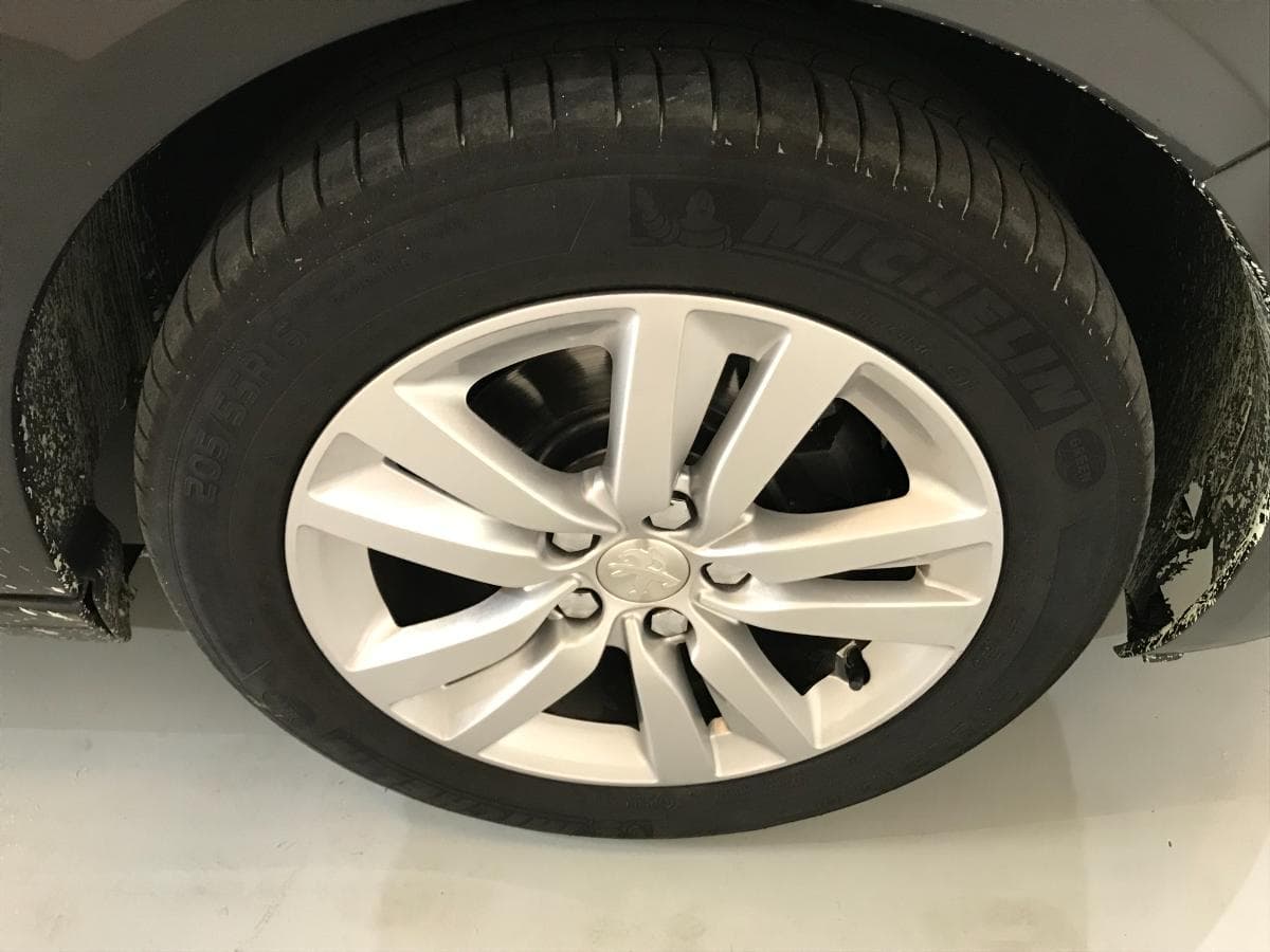 Peugeot 308 SW 1.6BlueHDI · Ano 2016 — image 14
