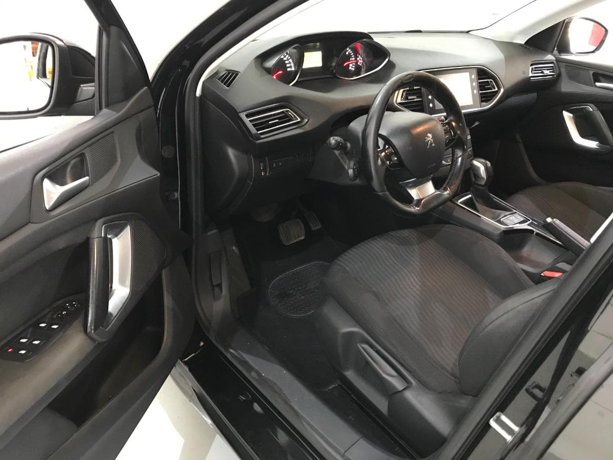 Peugeot 308 SW 1.6BlueHDI · Ano 2016 — image 28