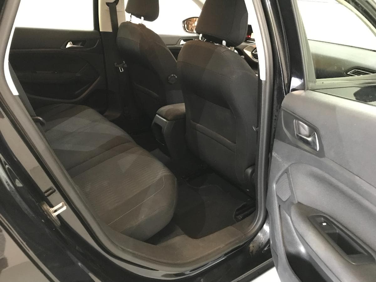 Peugeot 308 SW 1.6BlueHDI · Ano 2016 — image 29