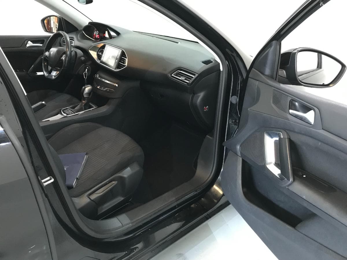 Peugeot 308 SW 1.6BlueHDI · Ano 2016 — image 32