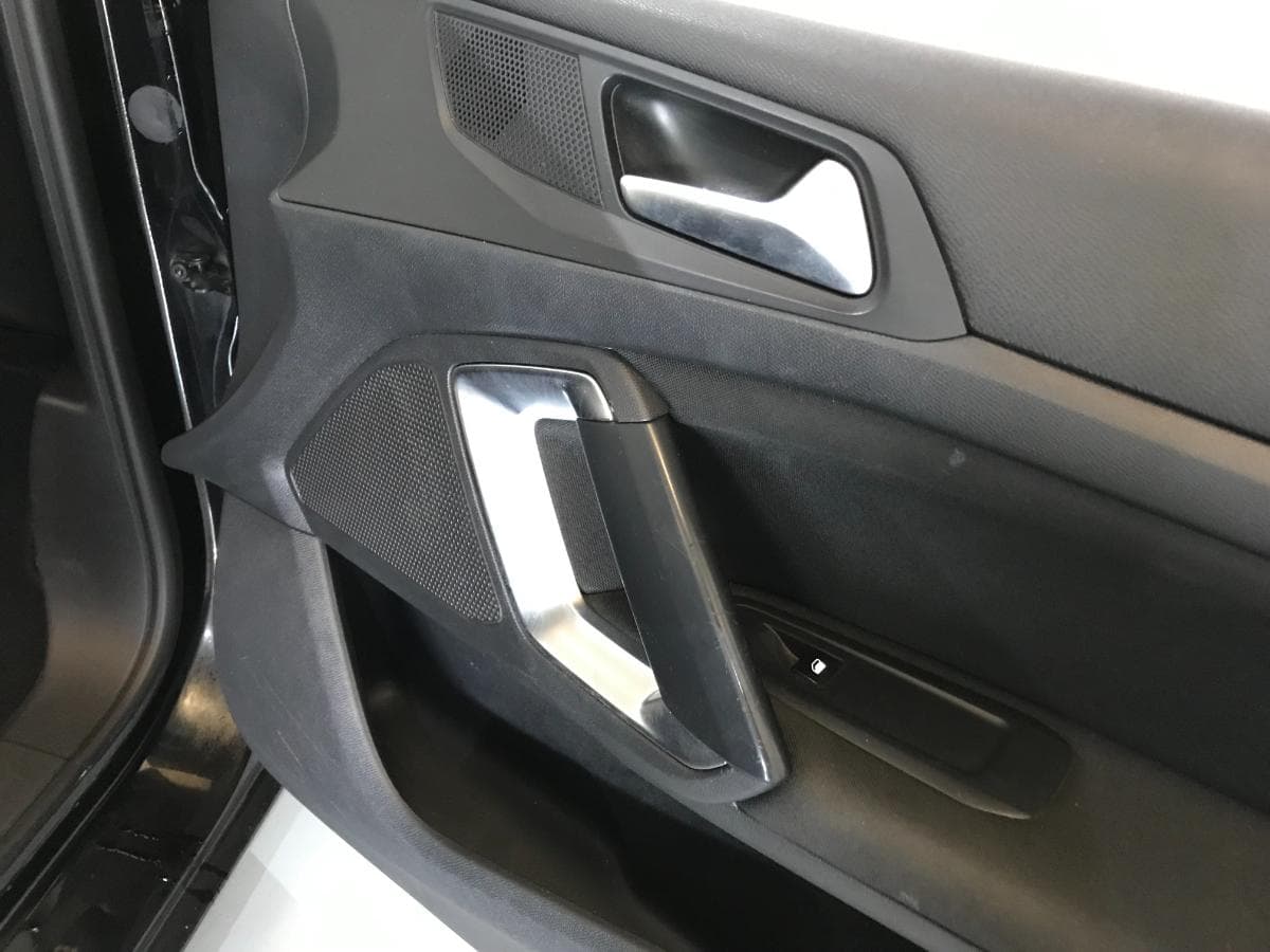 Peugeot 308 SW 1.6BlueHDI · Ano 2016 — image 37