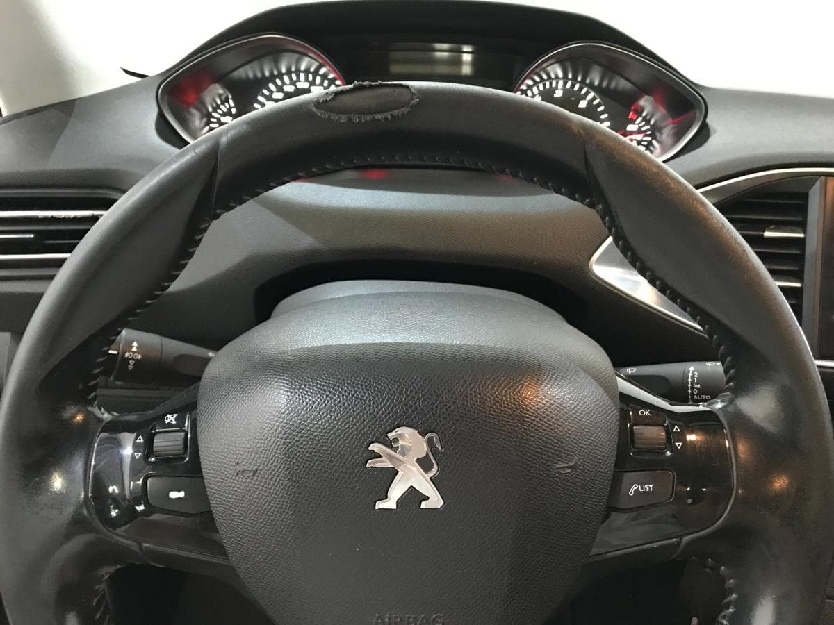 Peugeot 308 SW 1.6BlueHDI · Ano 2016 — image 48
