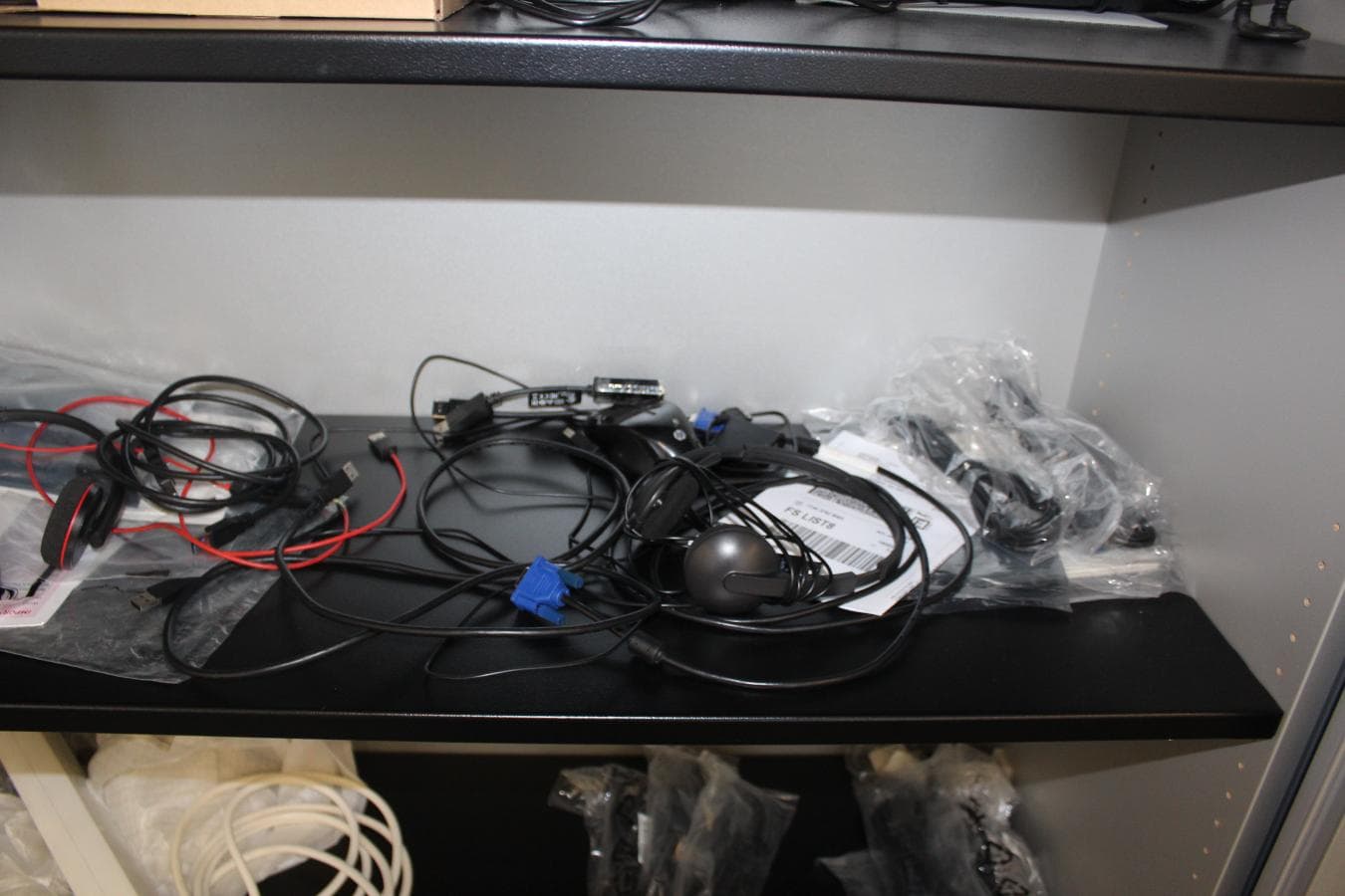 Equipamentos informáticos · Eletrodomésticos — imagen 10