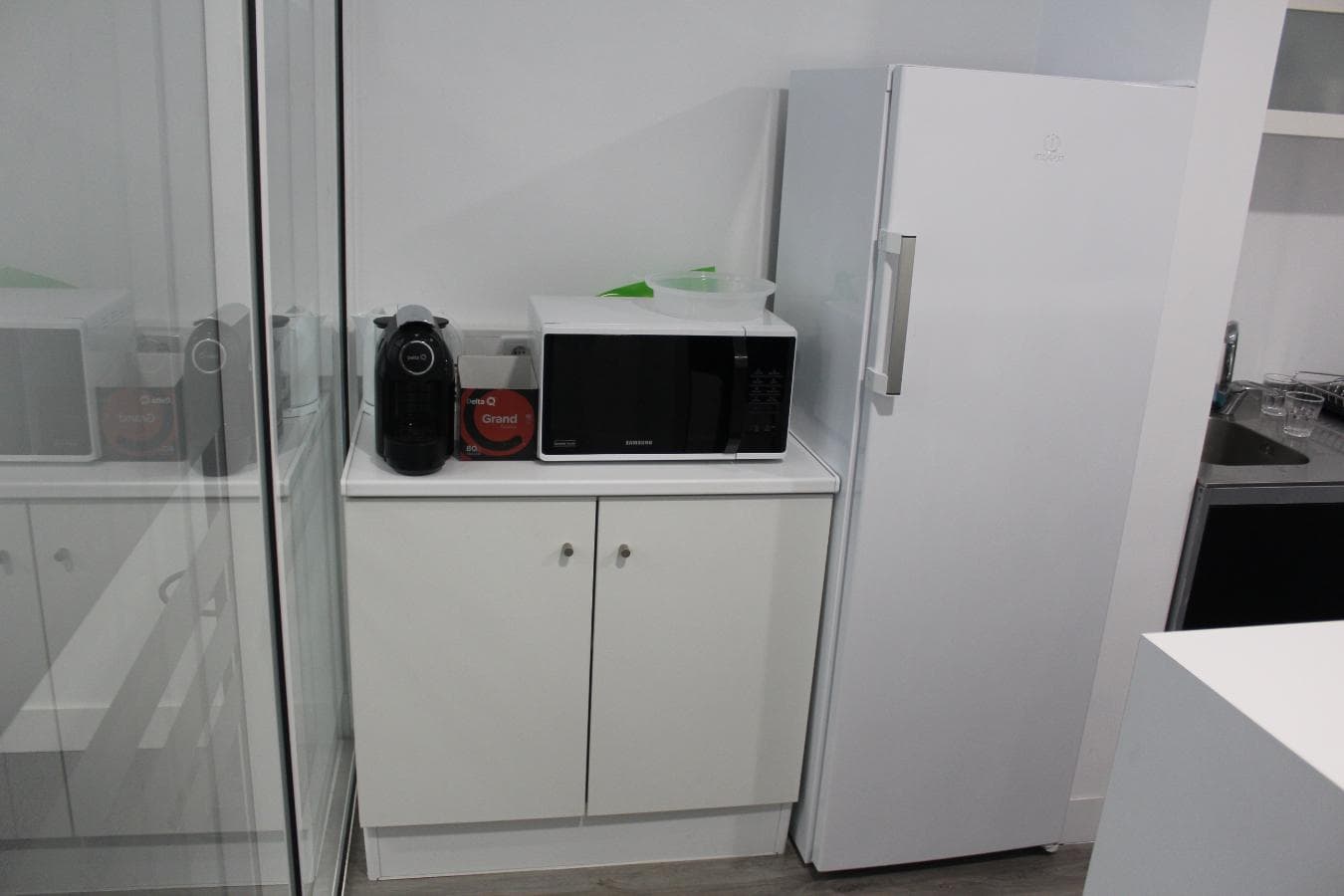 Equipamentos informáticos · Eletrodomésticos — imagen 5