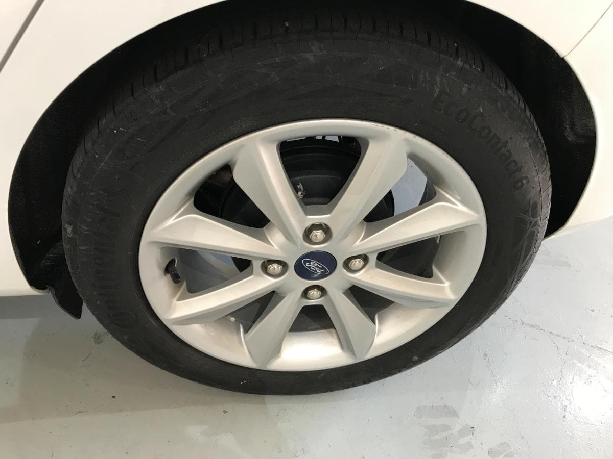 Ford Fiesta 1.5 TDCI · Ano 2020 — imagem 16