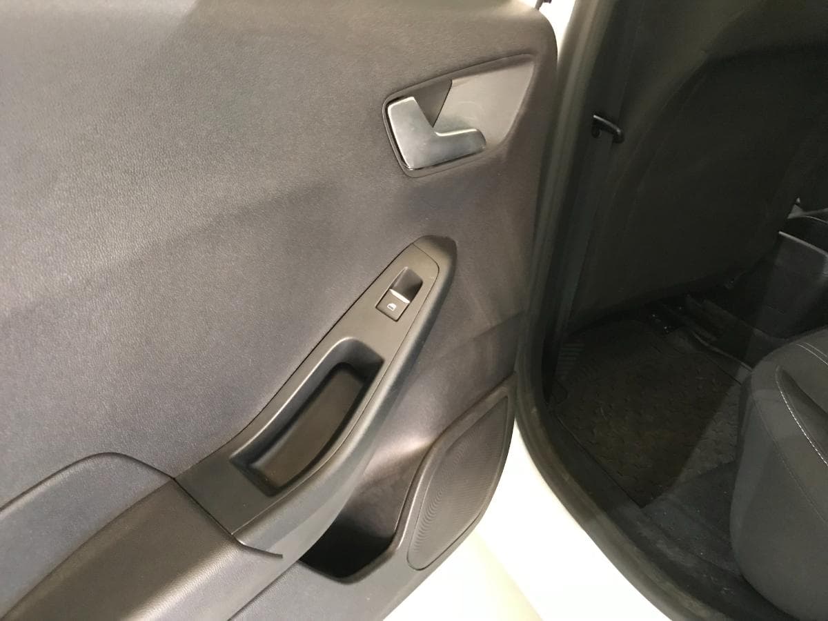 Ford Fiesta 1.5 TDCI · Ano 2020 — imagem 26
