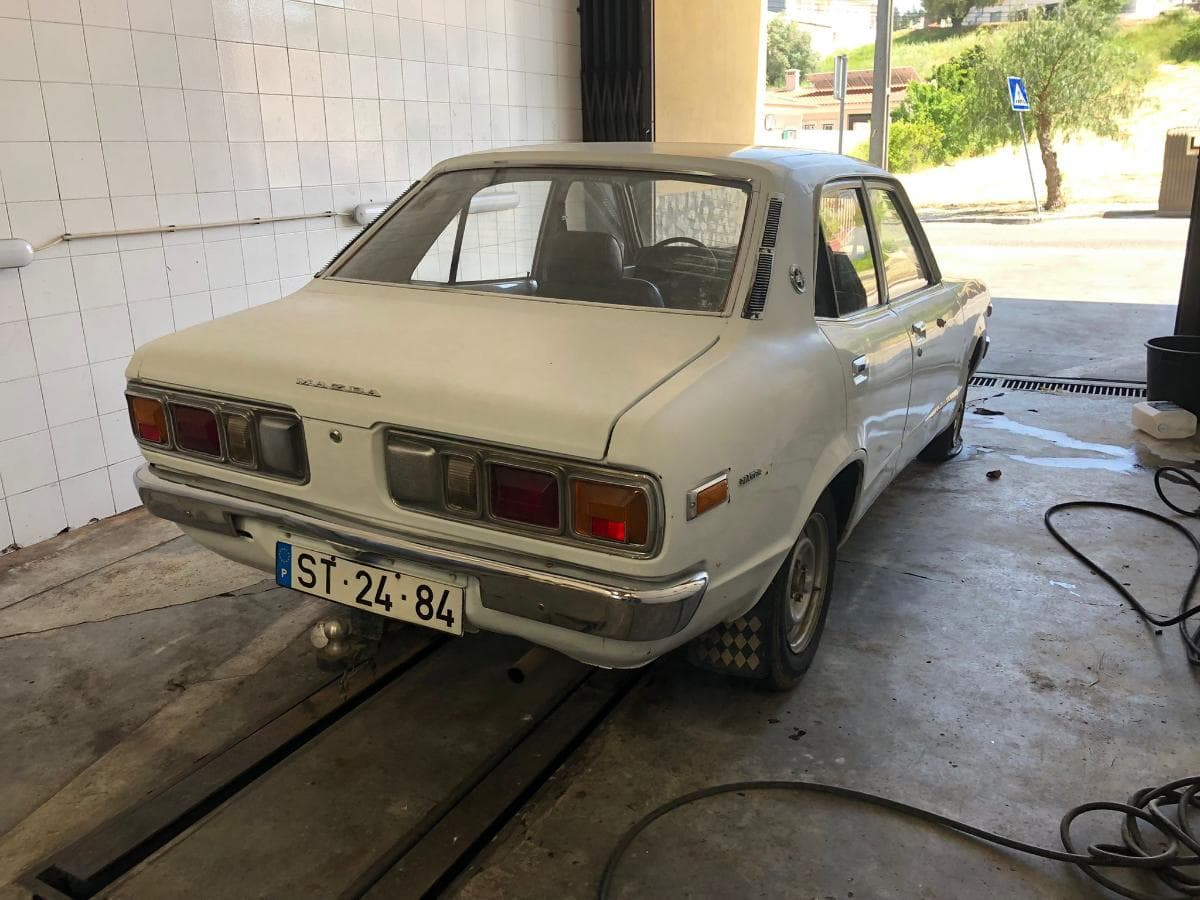 MAZDA 818 - 1976 — imagem 4