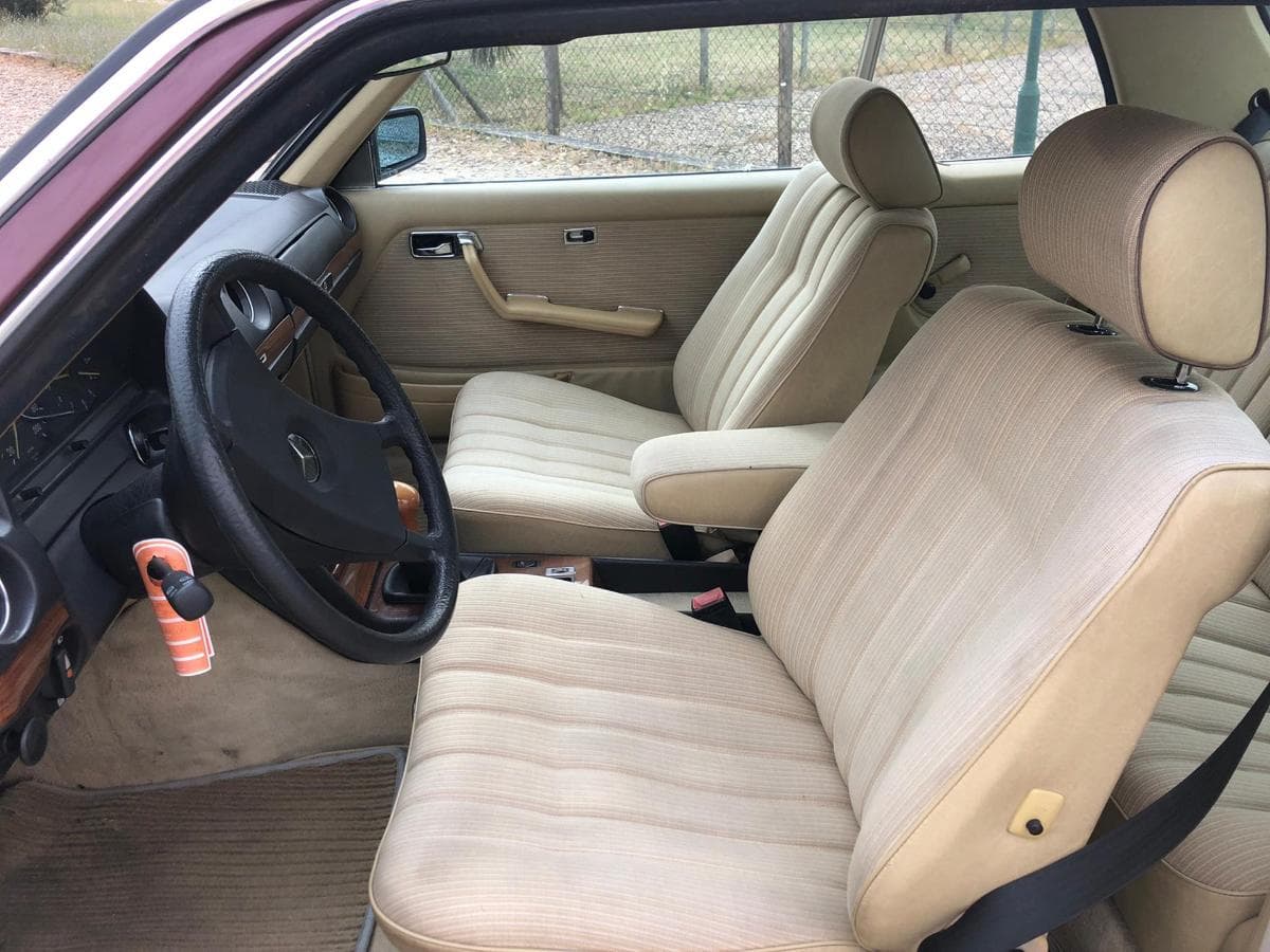 Mercedes-Benz 230 CE - 1985 — imagem 10