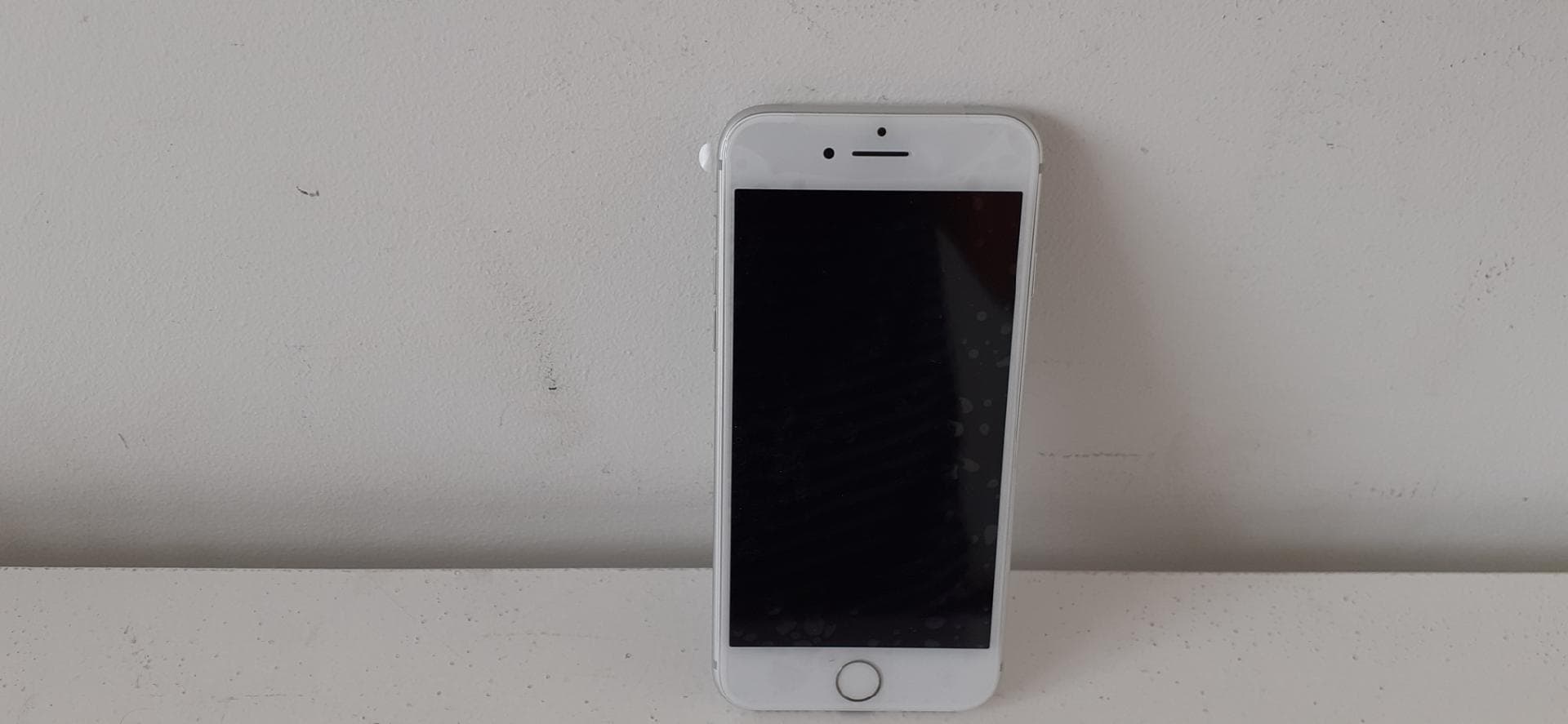 Telemóvel  Iphone 8 64GB