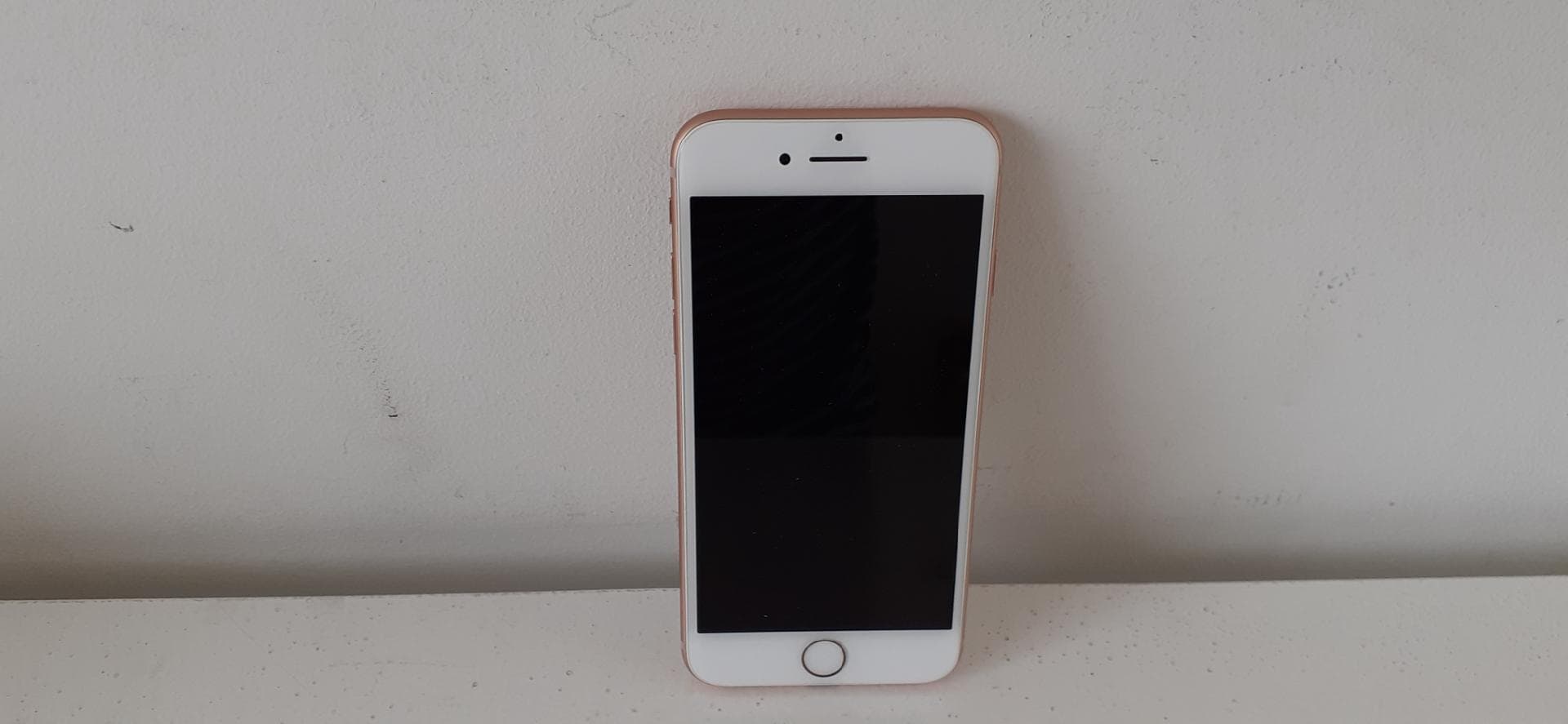 Telemóvel  Iphone 8 64GB — imagem 1