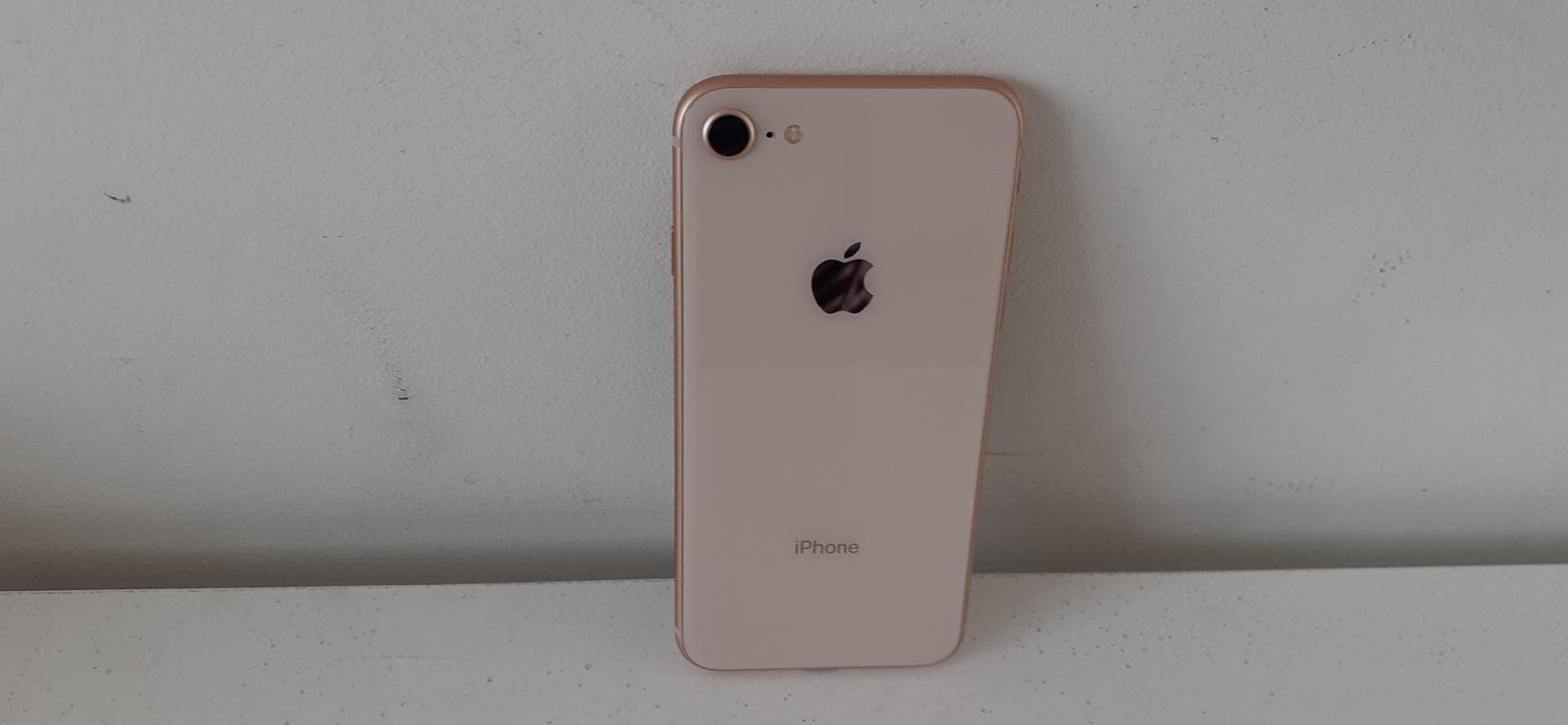 Telemóvel  Iphone 8 64GB — imagem 2
