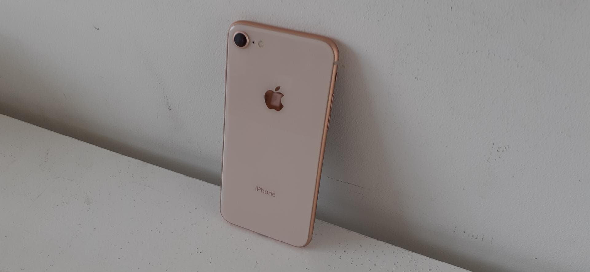 Telemóvel  Iphone 8 64GB — imagem 3