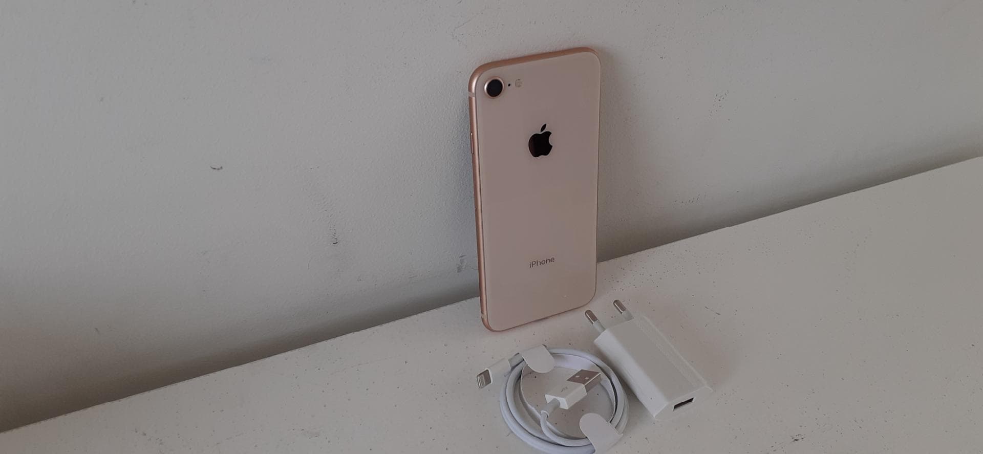 Telemóvel  Iphone 8 64GB — imagem 4