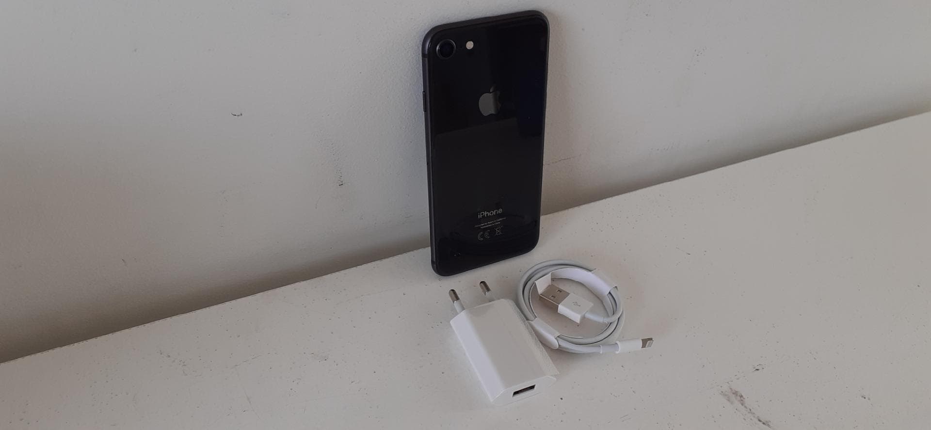 Telemóvel Iphone 8 64GB — imagen 4