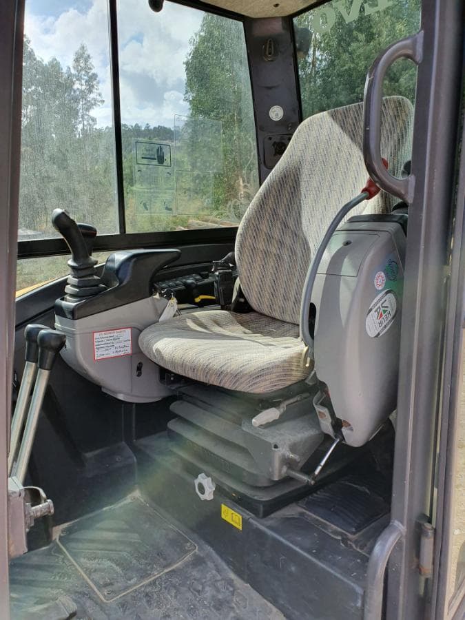 Mini Giratória Volvo EC35C — imagem 7