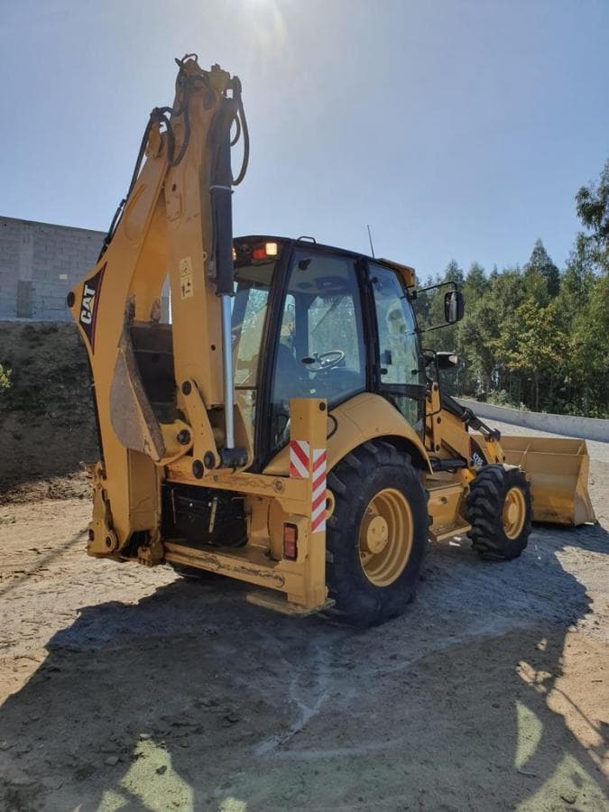 Retroescavadora CAT 428E — imagen 5