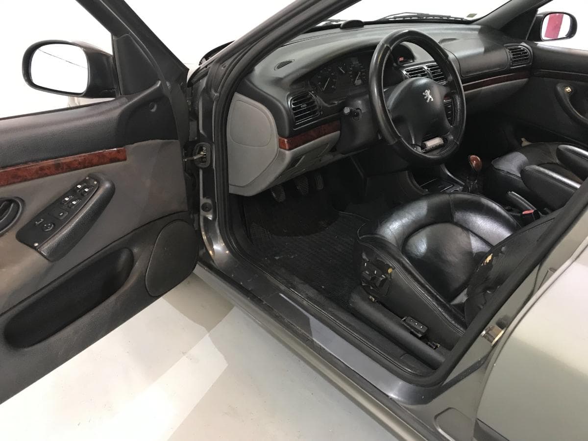 Peugeot 406 2.0 · Ano 1997 — imagem 23