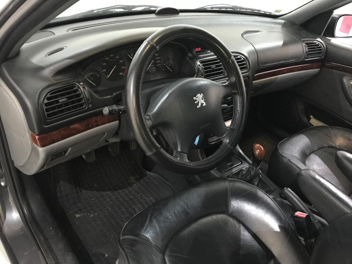 Peugeot 406 2.0 · Ano 1997 — imagem 33