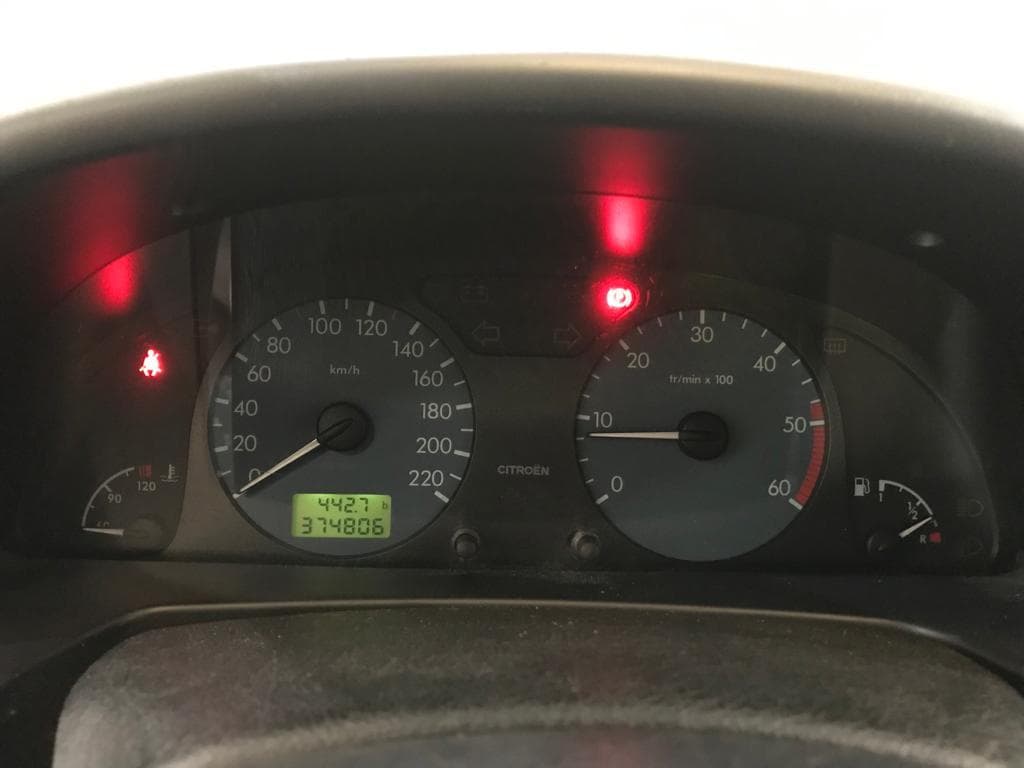 Citroën Xsara 1.4HDI · Ano 2003 — imagem 35