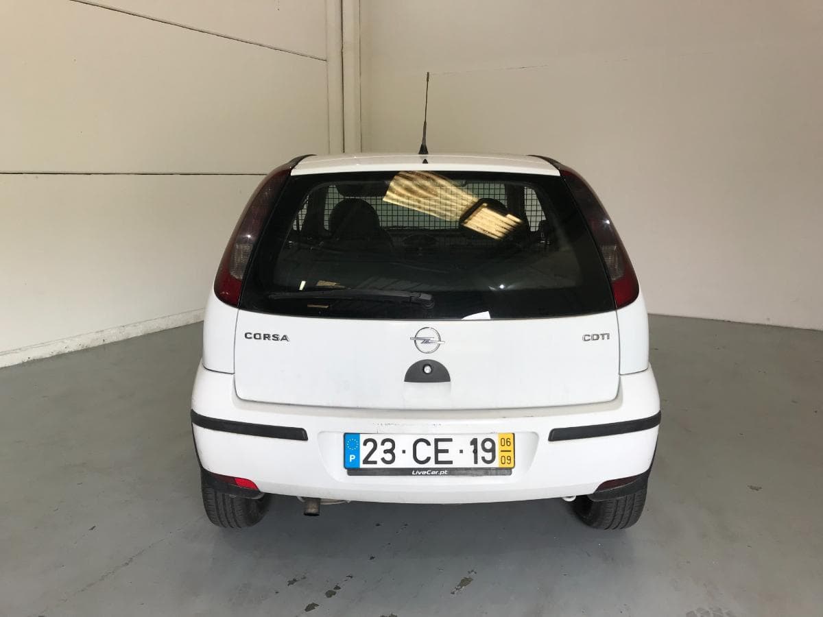 Opel Corsa 1.3 CDTI · Ano 2006 — imagem 5
