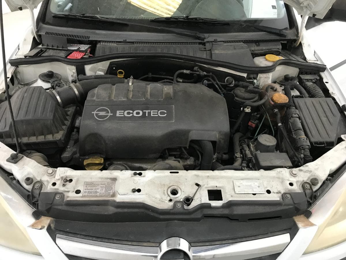 Opel Corsa 1.3 CDTI · Ano 2006 — imagem 8
