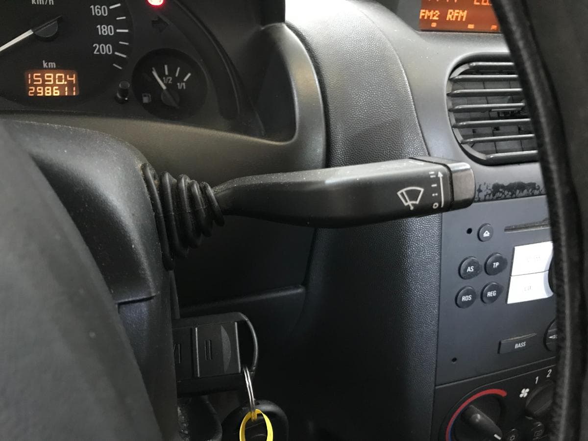 Opel Corsa 1.3 CDTI · Ano 2006 — imagem 29
