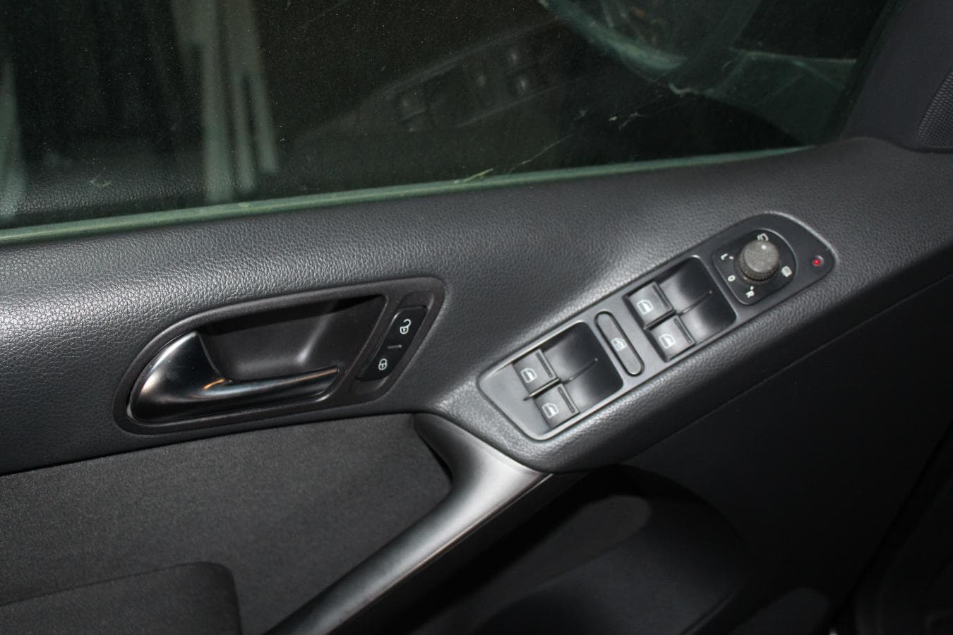 Volkswagen Tiguan 1.4STSI · Ano 2009 — imagem 18