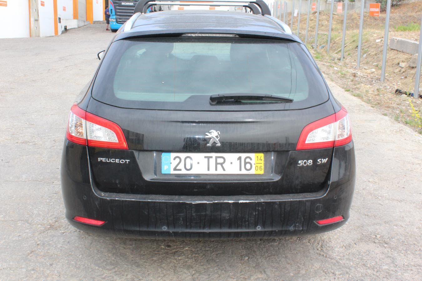 Peugeot 508 SW 1.6HDI · Ano 2014 — imagem 7