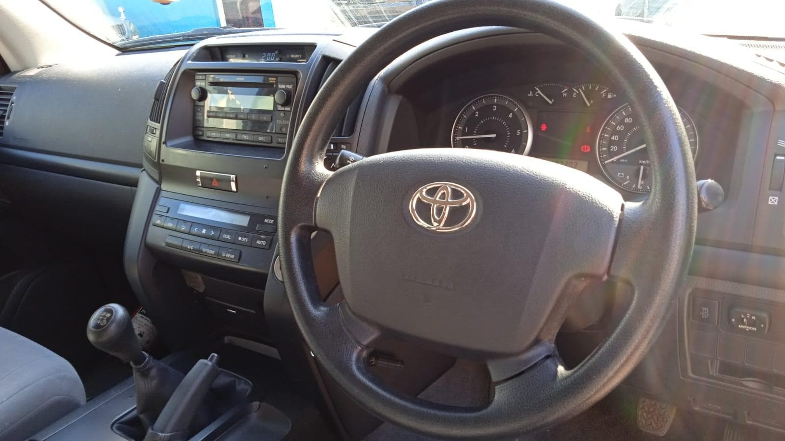 Toyota Landcruiser · — imagen 9