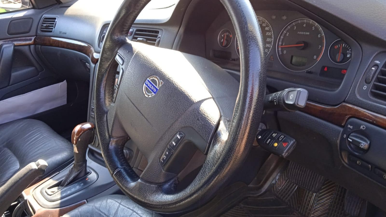 Volvo S80 · — imagem 10