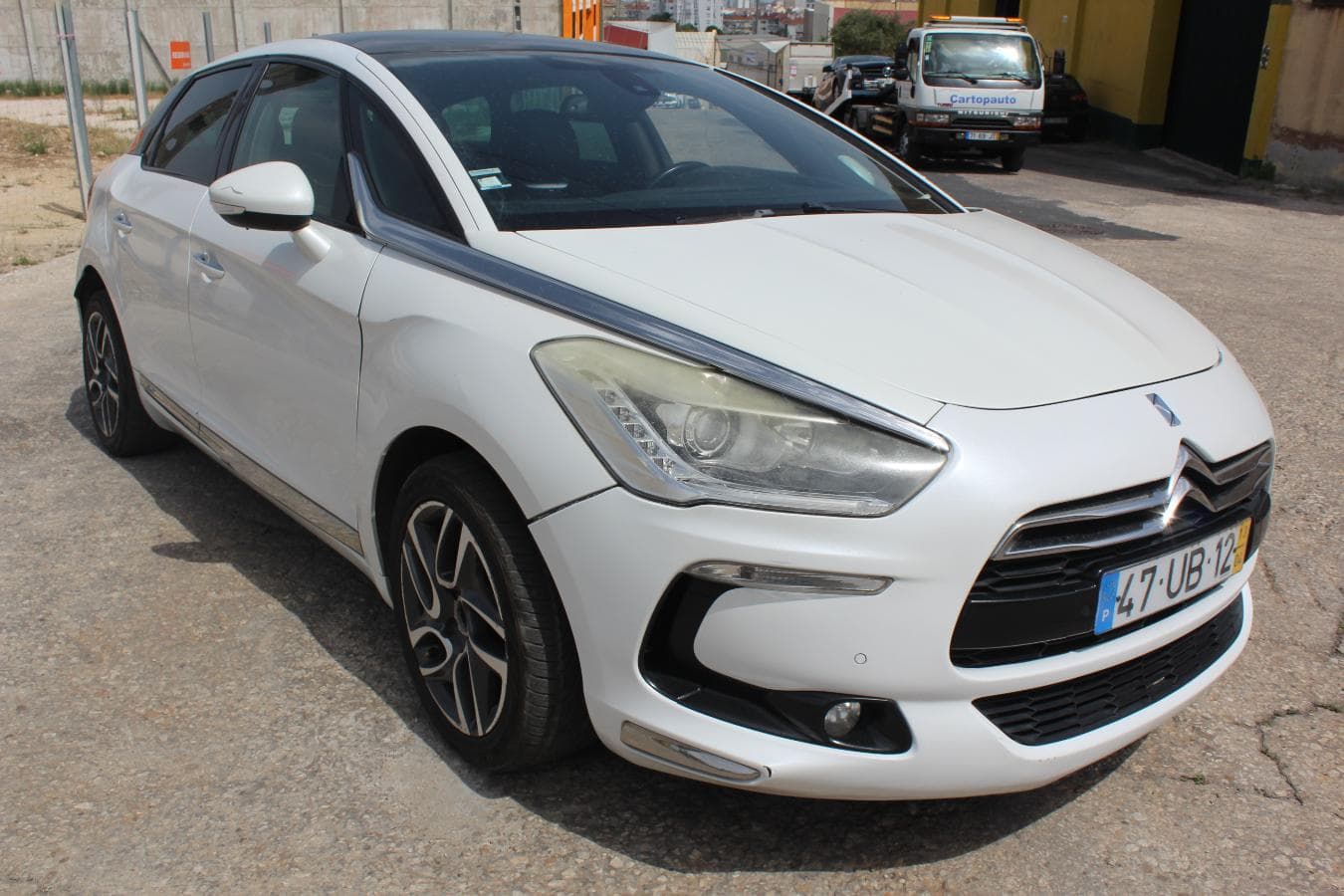 Citroën DS5 2.0HDI  Hybrid 4 · Ano 2013 — imagem 1