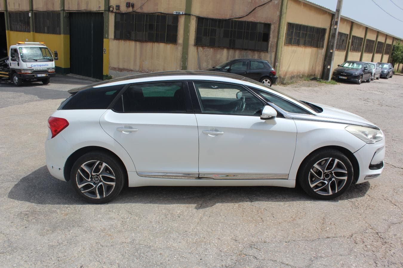 Citroën DS5 2.0HDI  Hybrid 4 · Ano 2013 — imagem 5