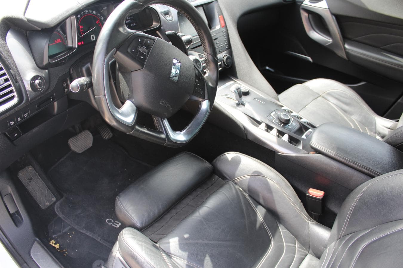 Citroën DS5 2.0HDI  Hybrid 4 · Ano 2013 — imagem 14