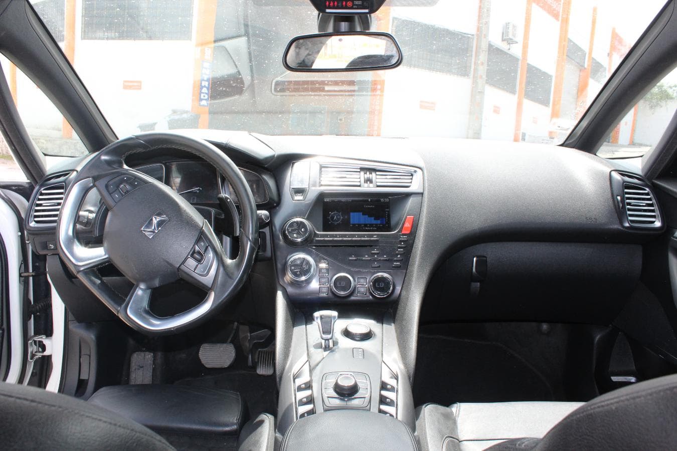 Citroën DS5 2.0HDI  Hybrid 4 · Ano 2013 — imagem 17