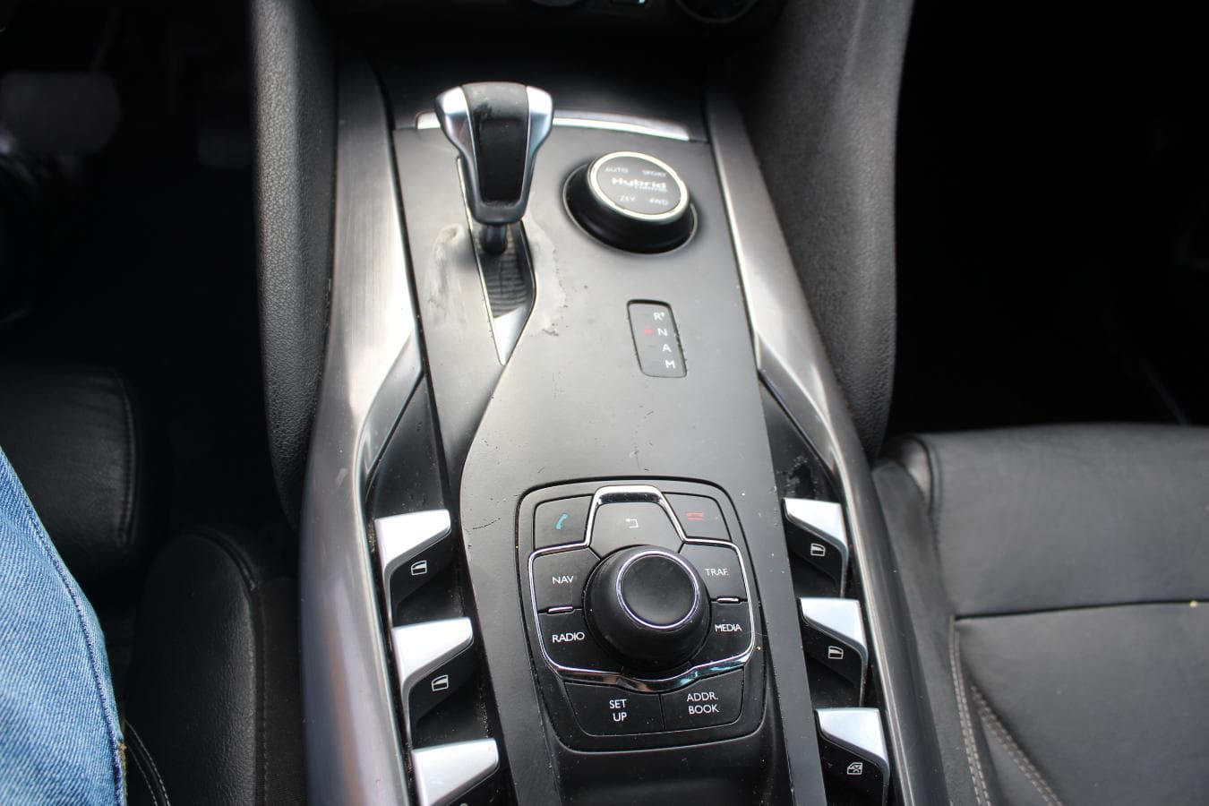 Citroën DS5 2.0HDI  Hybrid 4 · Ano 2013 — imagem 24