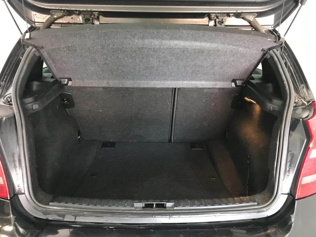 BMW 118D · Ano 2008 — imagen 8