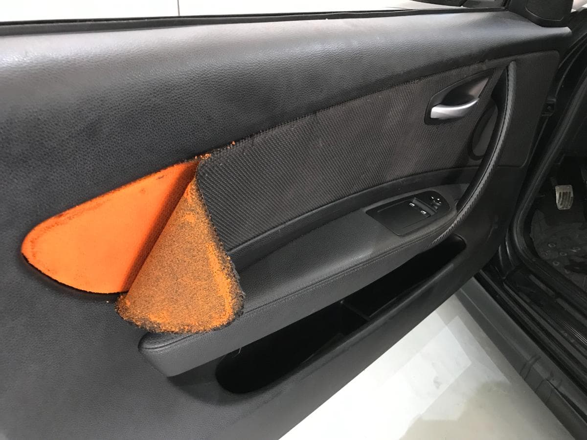 BMW 118D · Ano 2008 — imagen 32
