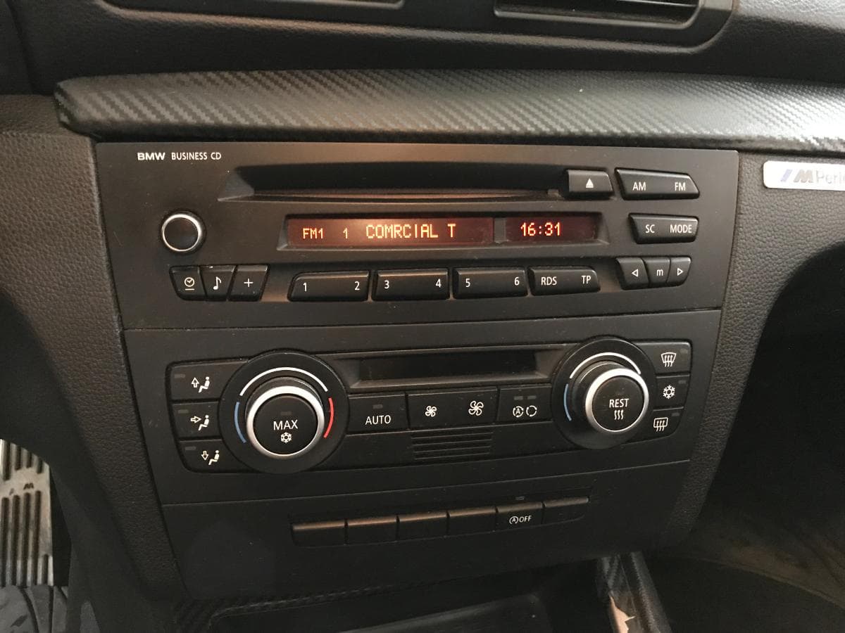 BMW 118D · Ano 2008 — imagen 33