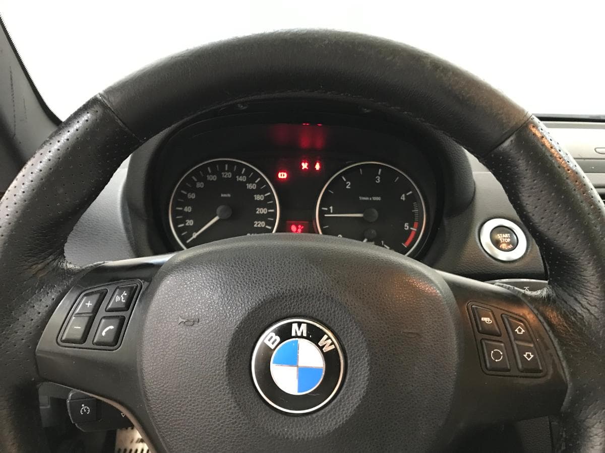 BMW 118D · Ano 2008 — imagen 48