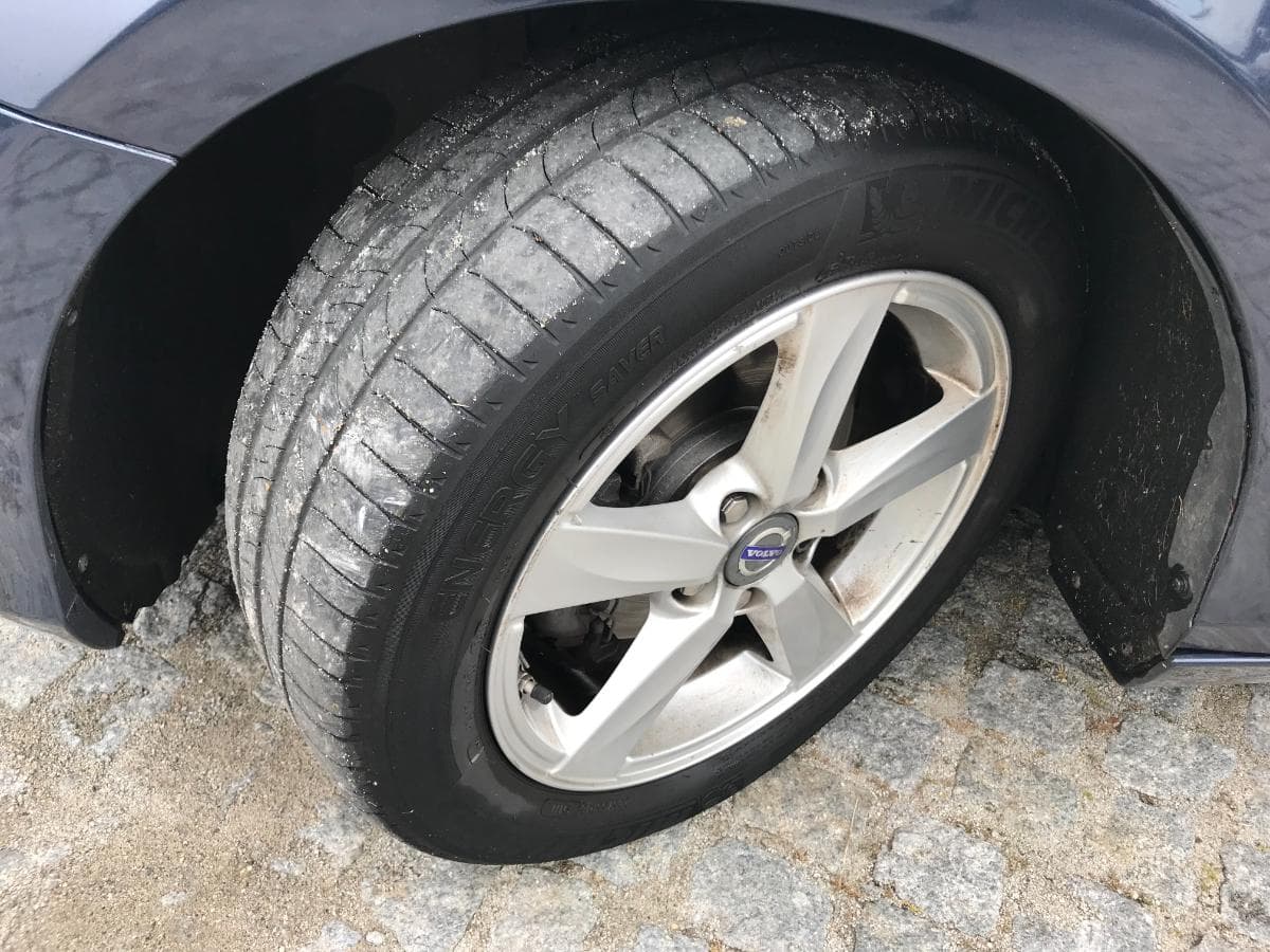 Volvo V40 D2 · Ano 2014 — imagen 15