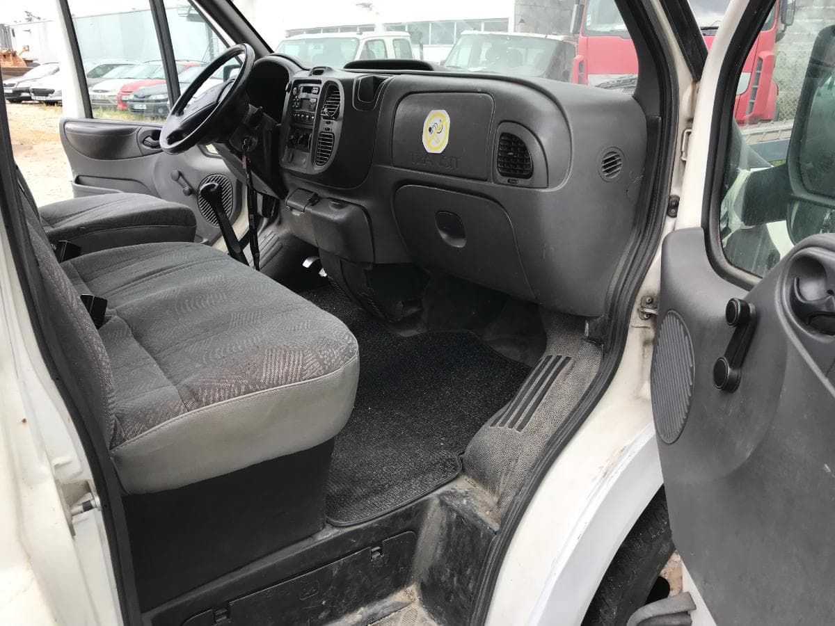 Ford Transit 125 T350 — image 29