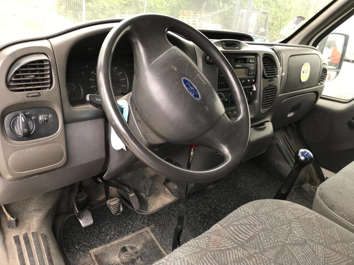 Ford Transit 125 T350 — image 32